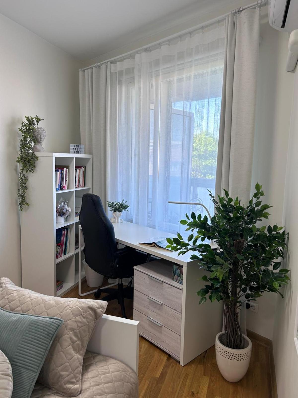 Stella'S Apartment - City Center - Free Secure Parking - Big Sun Terrace - Air Conditioning - Wifi - Tram To The Tallinn Bus Station And Old Town ภายนอก รูปภาพ